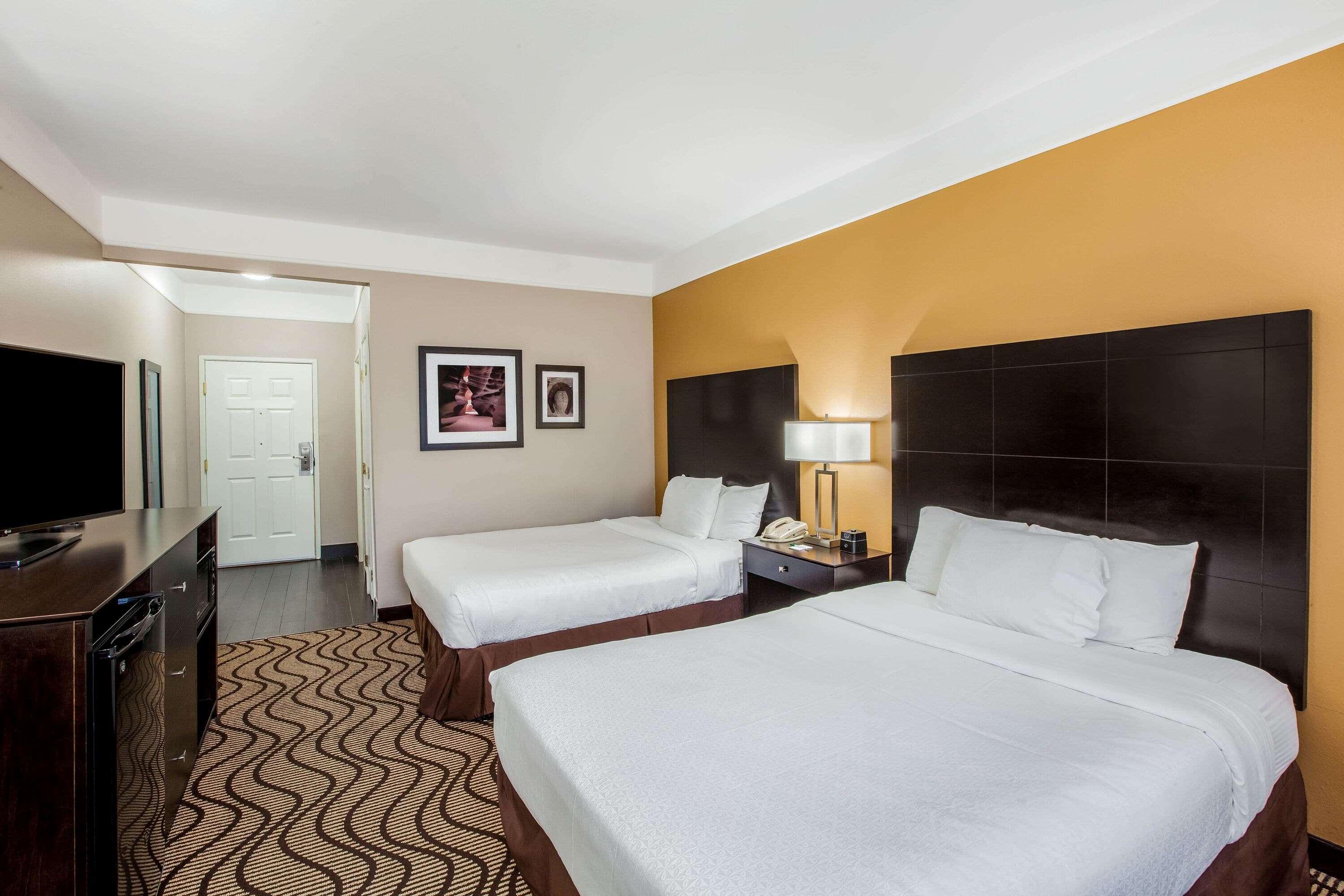 La Quinta By Wyndham Pasadena Otel Dış mekan fotoğraf