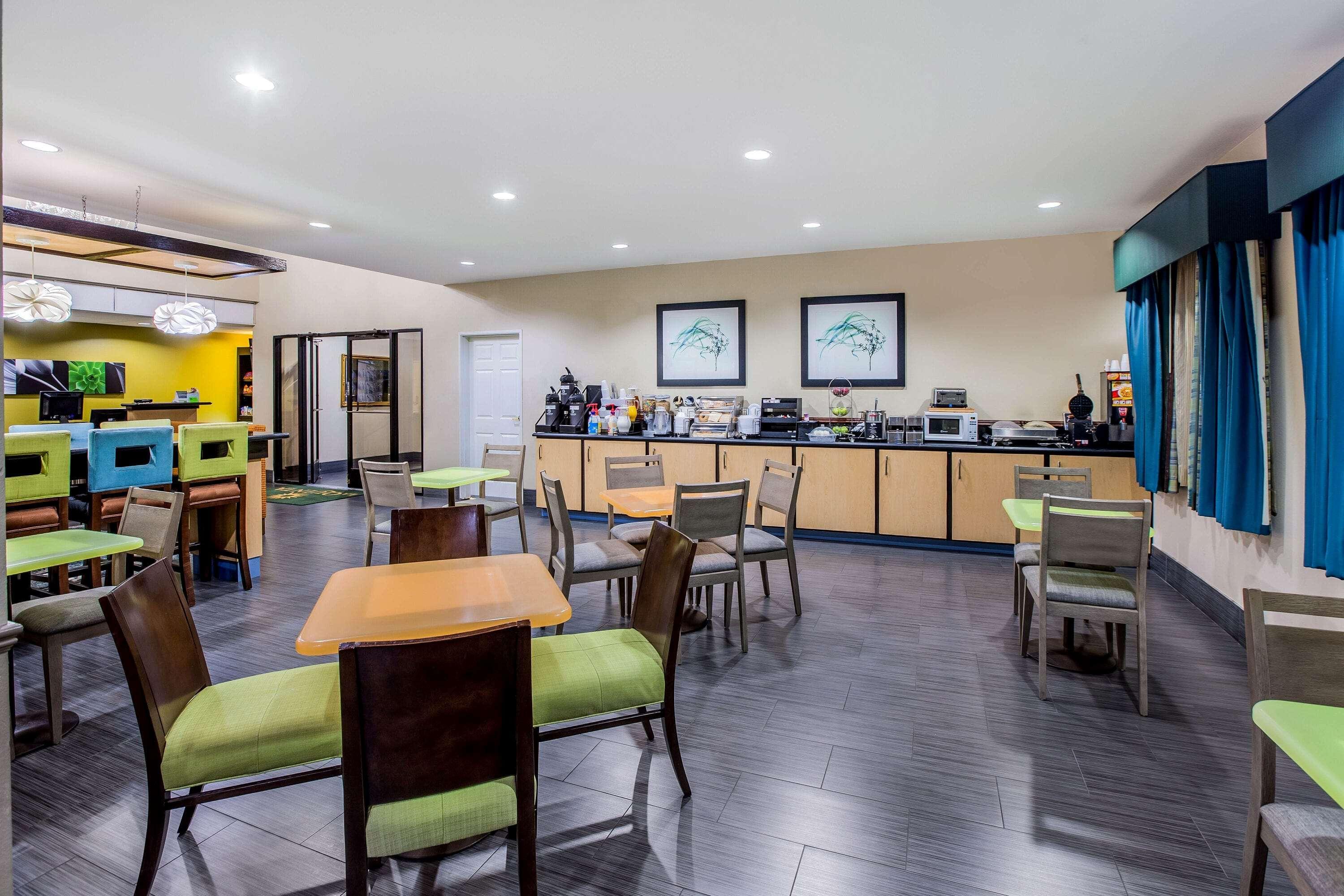 La Quinta By Wyndham Pasadena Otel Dış mekan fotoğraf